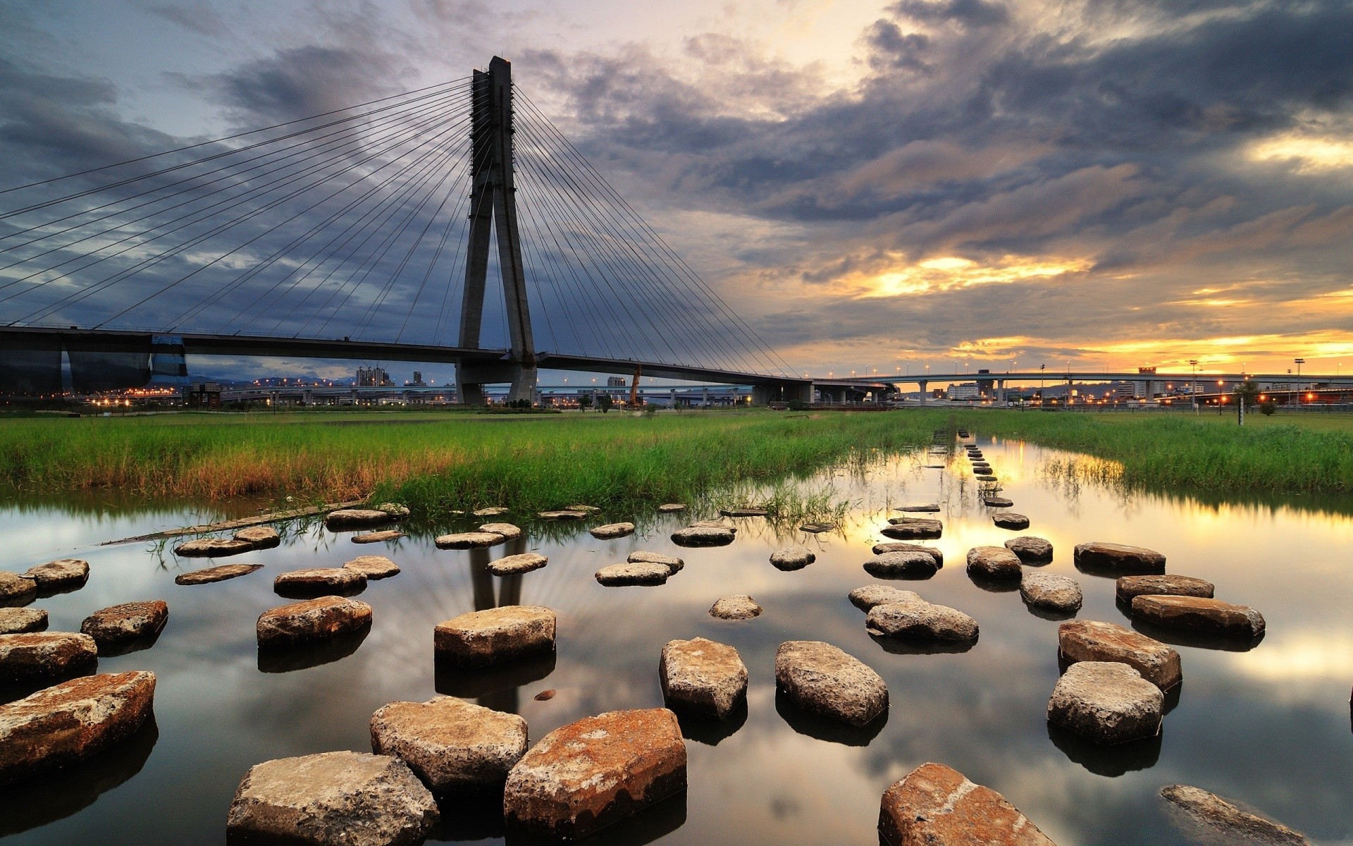 autres villes ciel eau voyage coucher de soleil soir à l extérieur architecture crépuscule aube réflexion rivière sang-froid nature paysage soleil