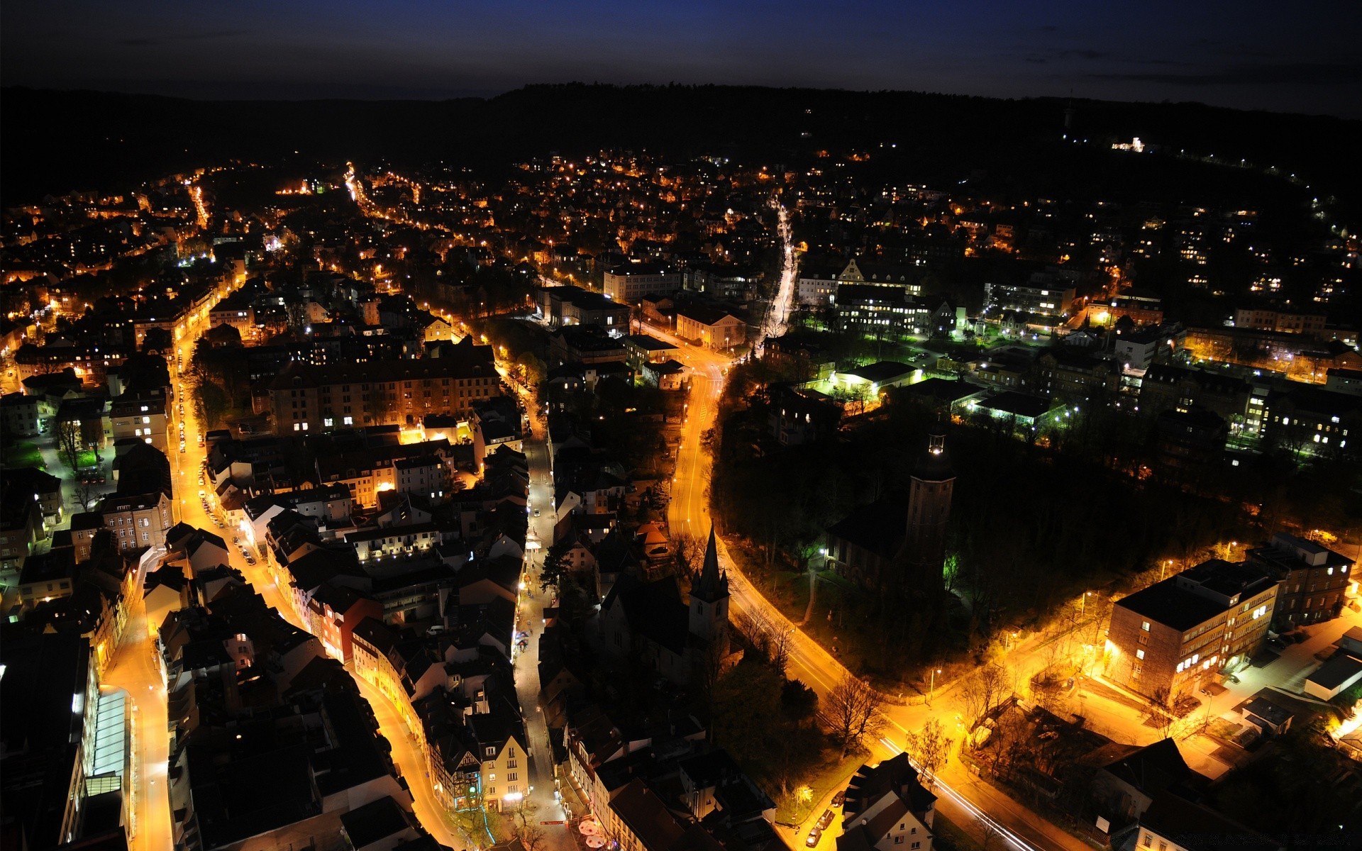 otras ciudades viajes ciudad noche luz crepúsculo iluminación arquitectura carretera casa tráfico