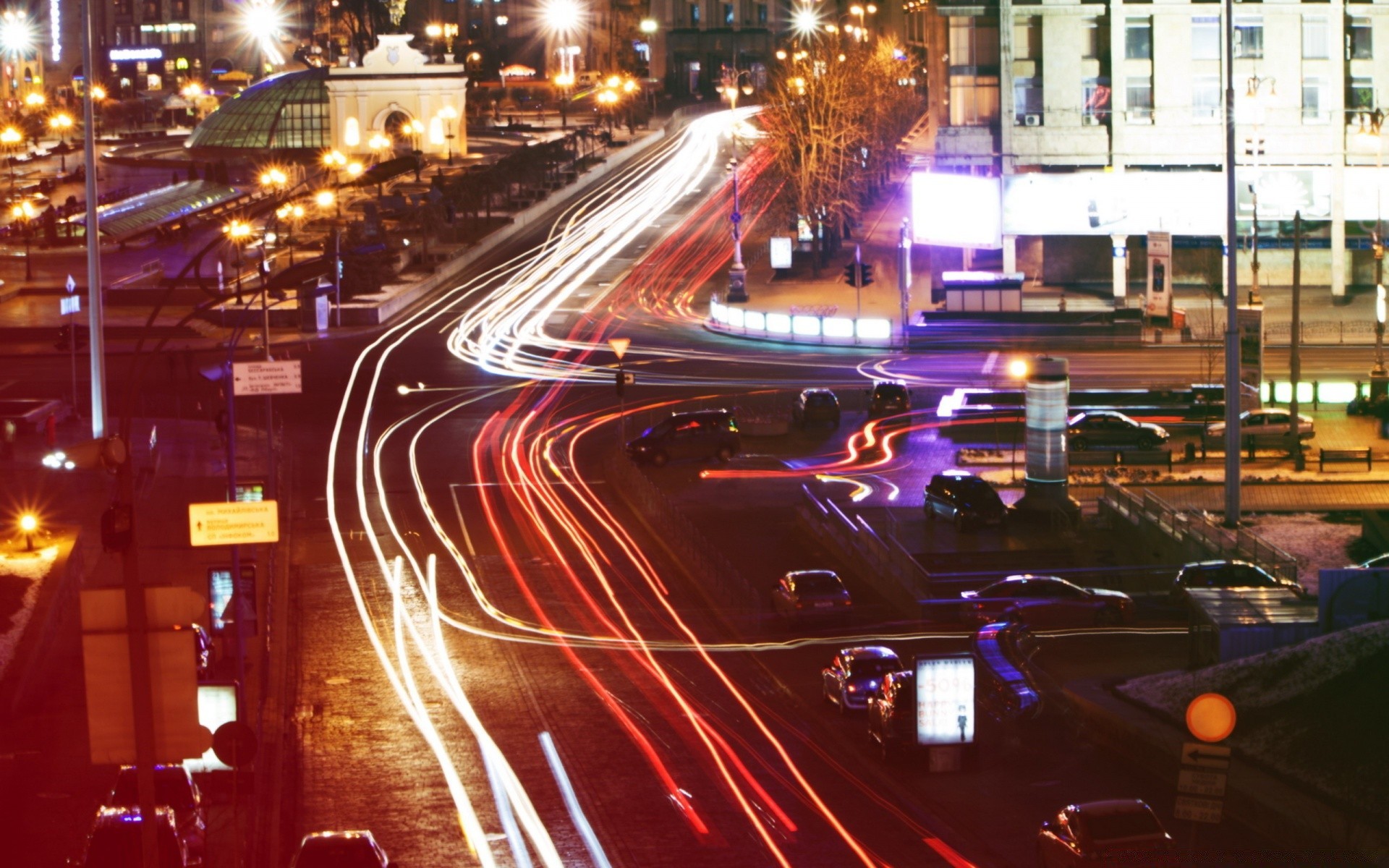 otras ciudades tráfico carretera desenfoque sistema de transporte carretera coche autobús tráfico calle ciudad centro de la ciudad rush crepúsculo noche luz rápido cuerda urbano