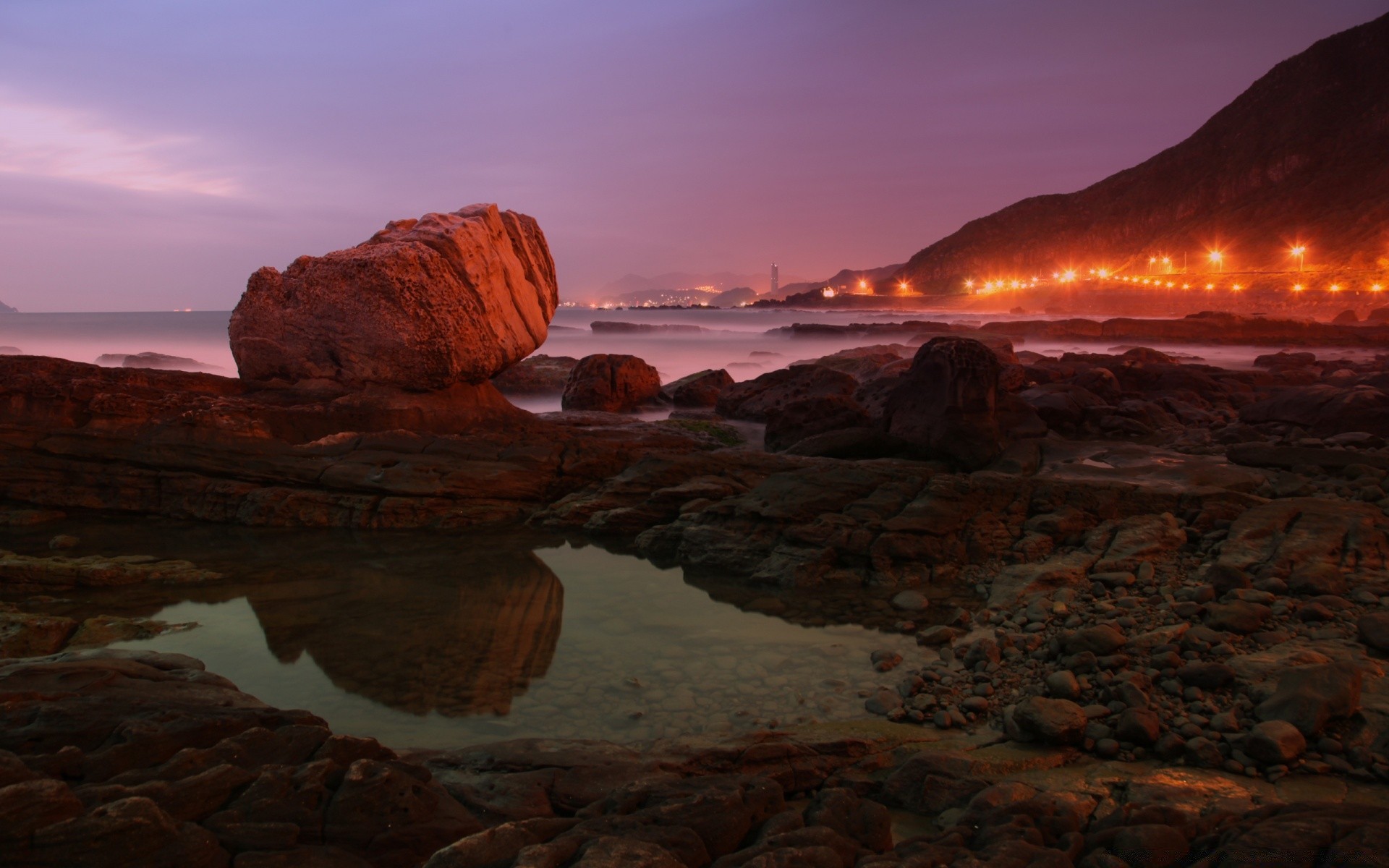 autres villes coucher de soleil eau mer voyage soir aube paysage crépuscule ciel océan mer rock plage pittoresque sable à l extérieur