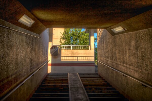 Túnel garagem sol luz Cidade