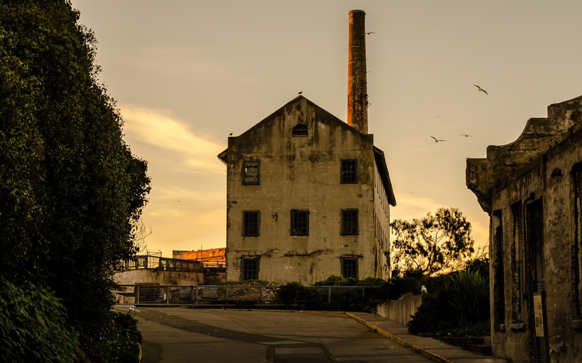 house and comfort architecture travel building outdoors sky street castle house city home abandoned