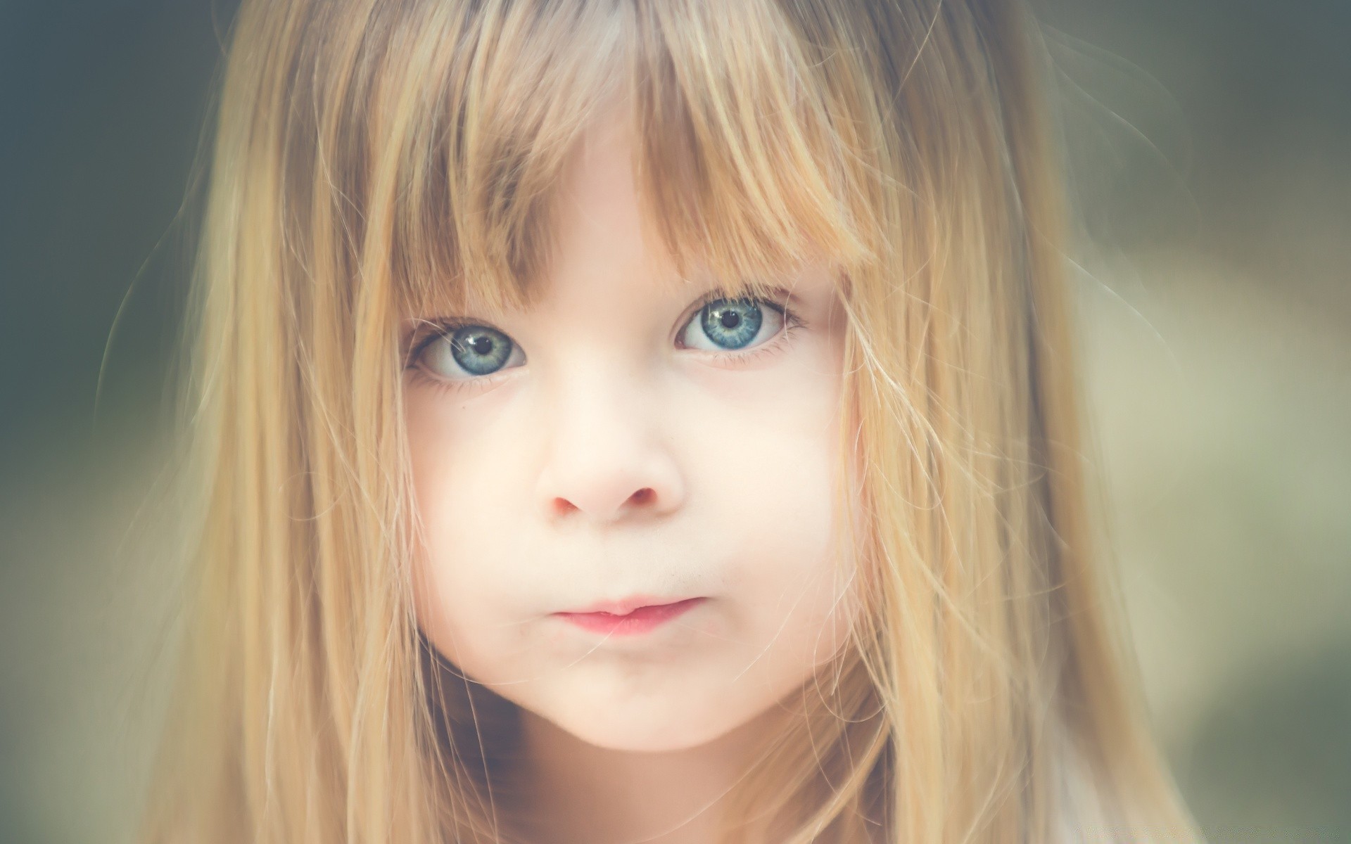 enfants mignon oeil mode portrait jolie femme enfant fille cheveux peau glamour lèvres