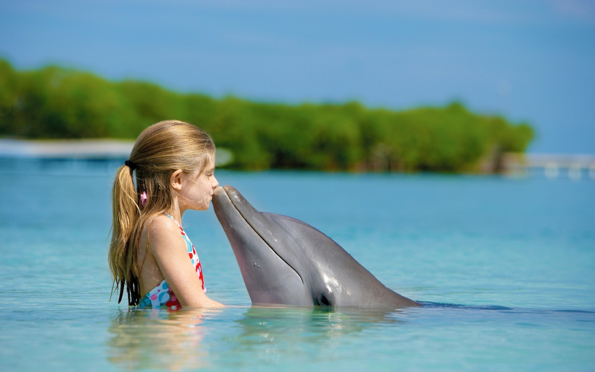 niños agua verano vacaciones natación naturaleza viajes relajación mar vacaciones arena placer océano buen tiempo tropical playa sol al aire libre mujer placeres