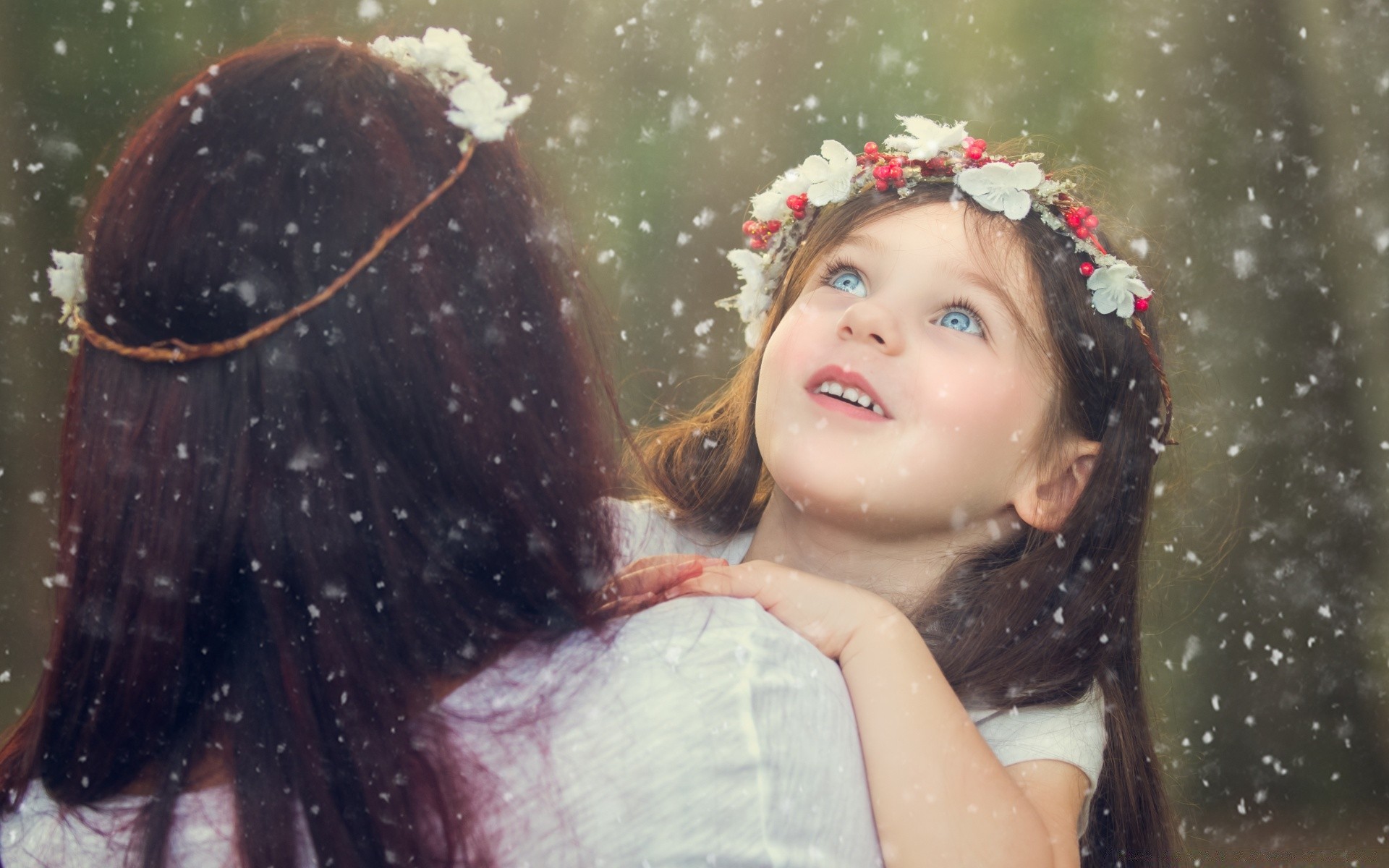 bambini ragazza bambino donna singolo ritratto acqua adulto bagnato pioggia inverno natale