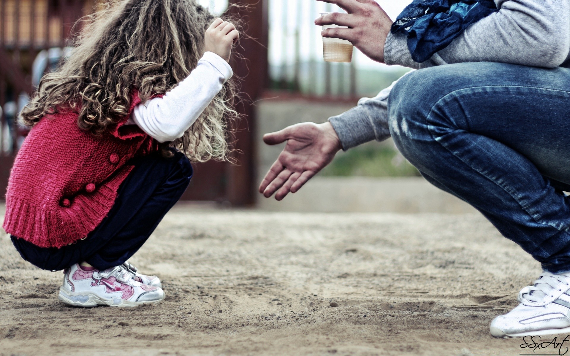 bambini uomo da solo divertimento giovane all aperto adulto bambino uomo concorso indossare donna stile di vita