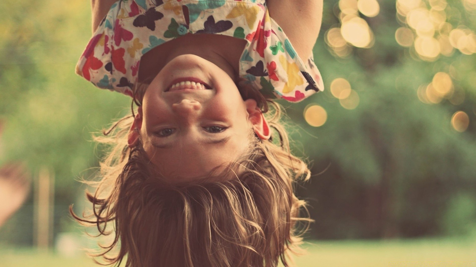 niños verano naturaleza chica al aire libre retrato hierba hermoso bebé felicidad parque solo lindo mujer buen tiempo heno sonrisa