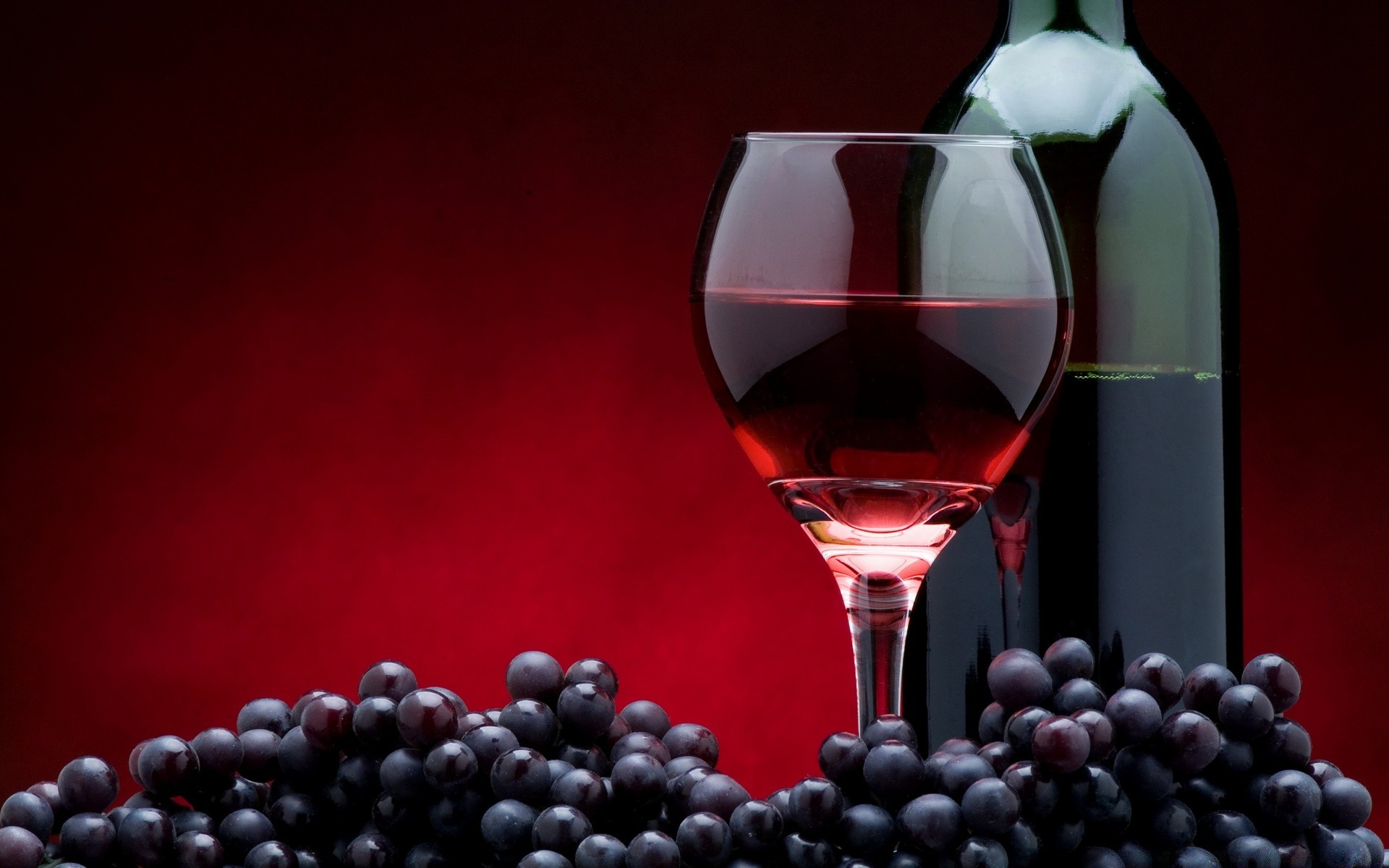 bebidas vinos beber bodega vidrio fruta vid uvas alcohol vino tinto merlot burdeos comida naturaleza muerta botella baya sabor licor cabernet