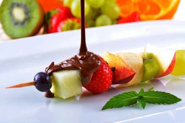 Batido de frutas con un ligero toque de menta