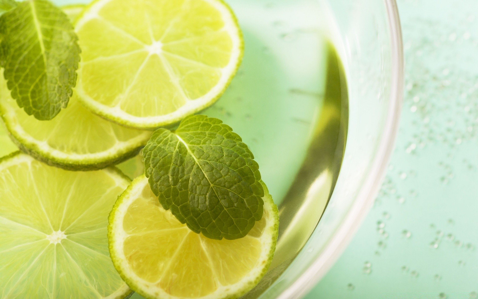 fruit lemon leaf juice citrus glass mint drink lime lemonade wet tropical liquid freshness cold