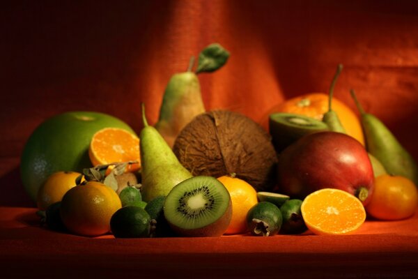 Nature morte de fruits et noix de coco