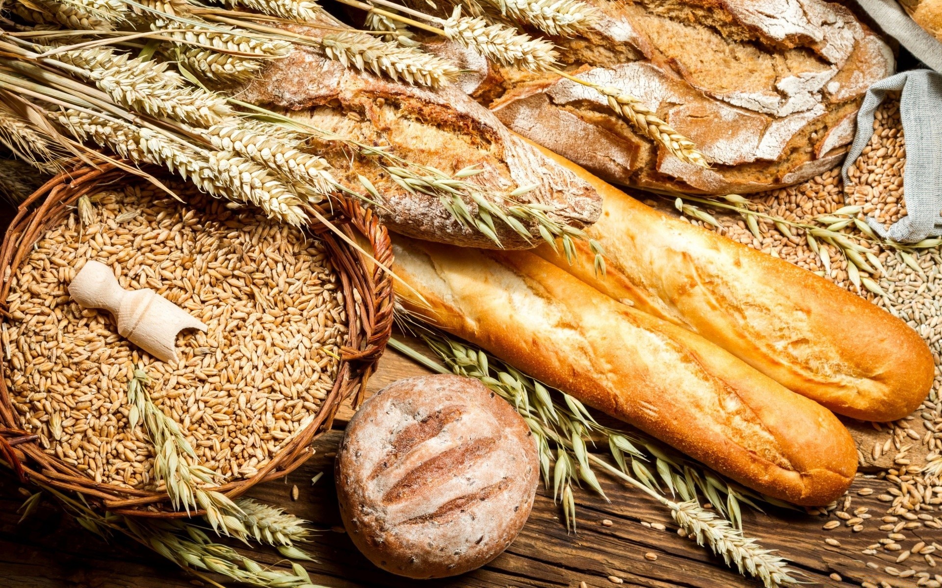 café da manhã trigo cesta comida padaria pão centeio pão cereais sementes inteiro baguete cozimento cevada tradicional farinha pasto milho agricultura mesa de trabalho