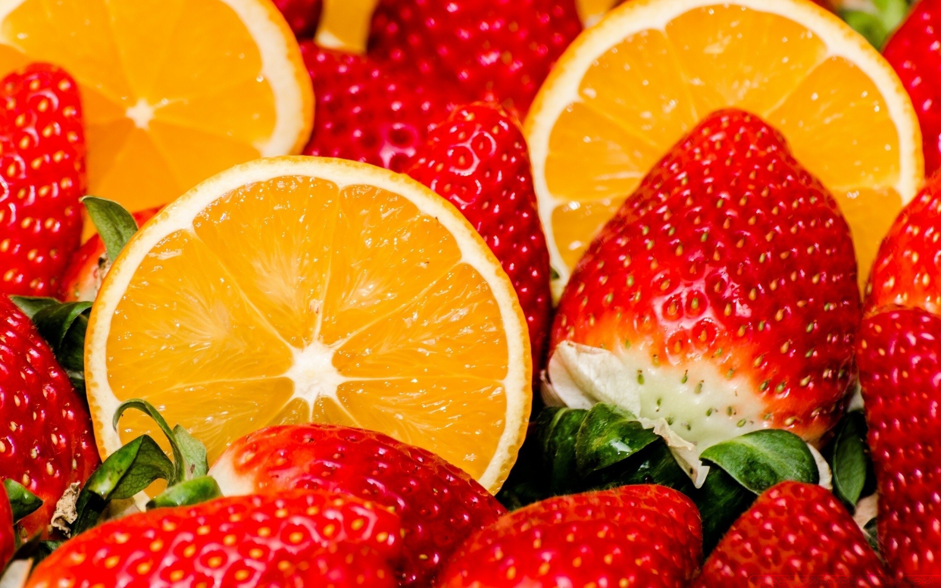 fruits fraise juteuse santé délicieux repas confiserie feuille douce alimentaire baie en bonne santé été marché fraîcheur régime alimentaire vue nature agriculture