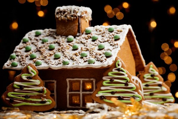 Gingerbread house, snow installation