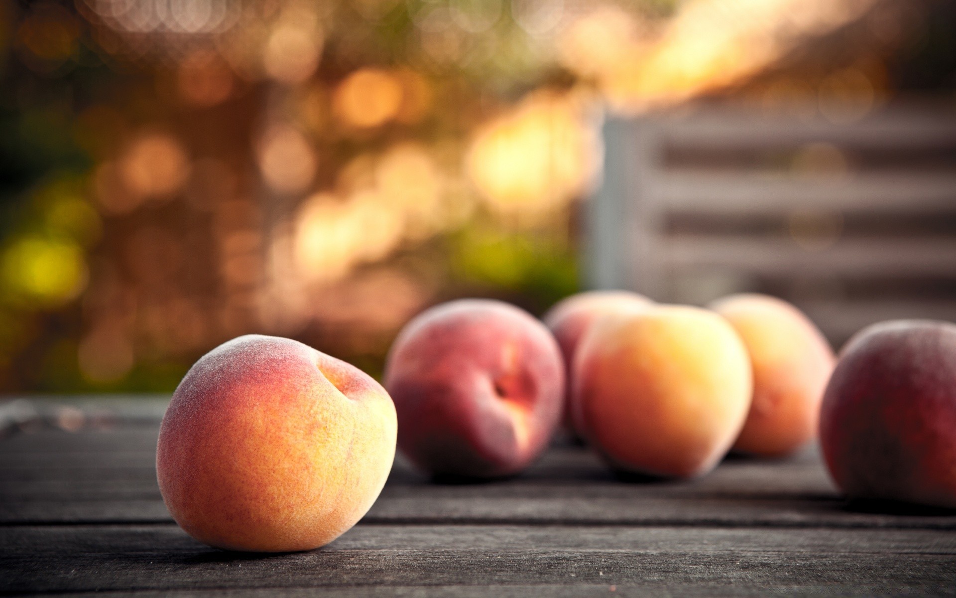 essen & trinken obst essen apfel herbst pfirsich saftig süßwaren stillleben markt holz wachsen farbe weide natur blatt essen landwirtschaft lecker garten