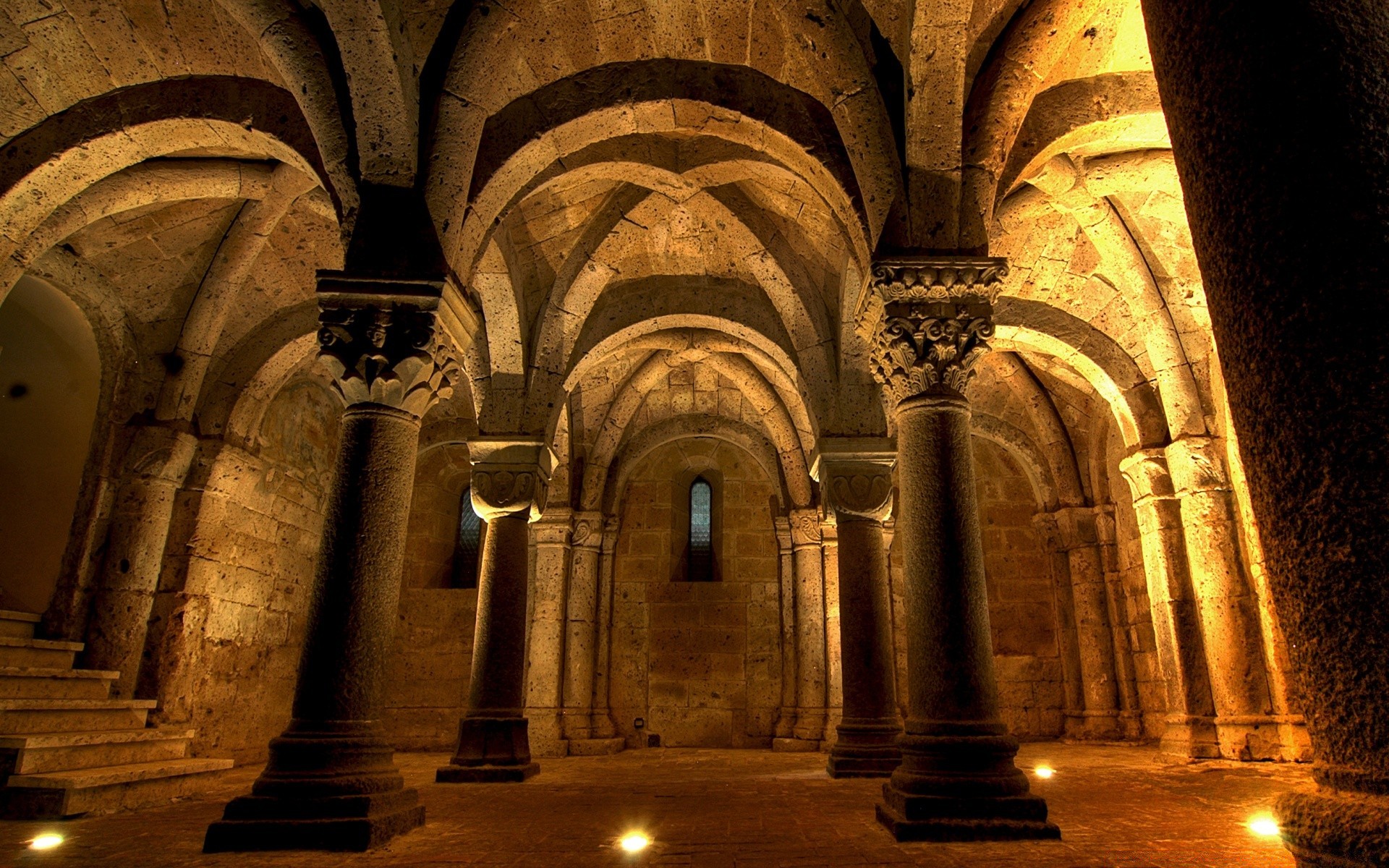 haus & interieur architektur lautsprecher reisen kirche religion antike alt bogen stein kathedrale haus kloster tempel turm drinnen denkmal grab kunst sehenswürdigkeit