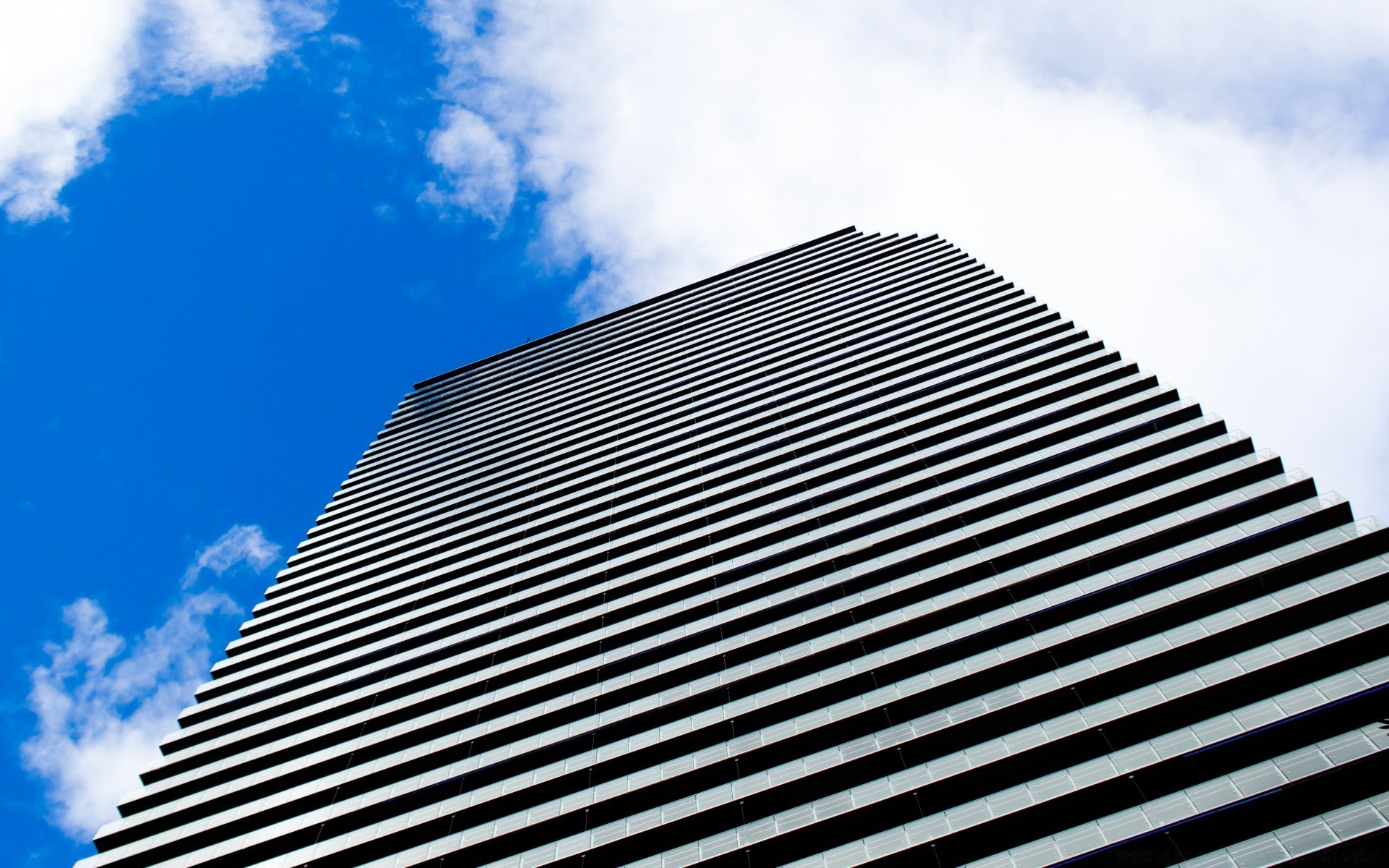 house and comfort architecture sky steel expression modern futuristic building glass urban perspective city office business window construction reflection abstract