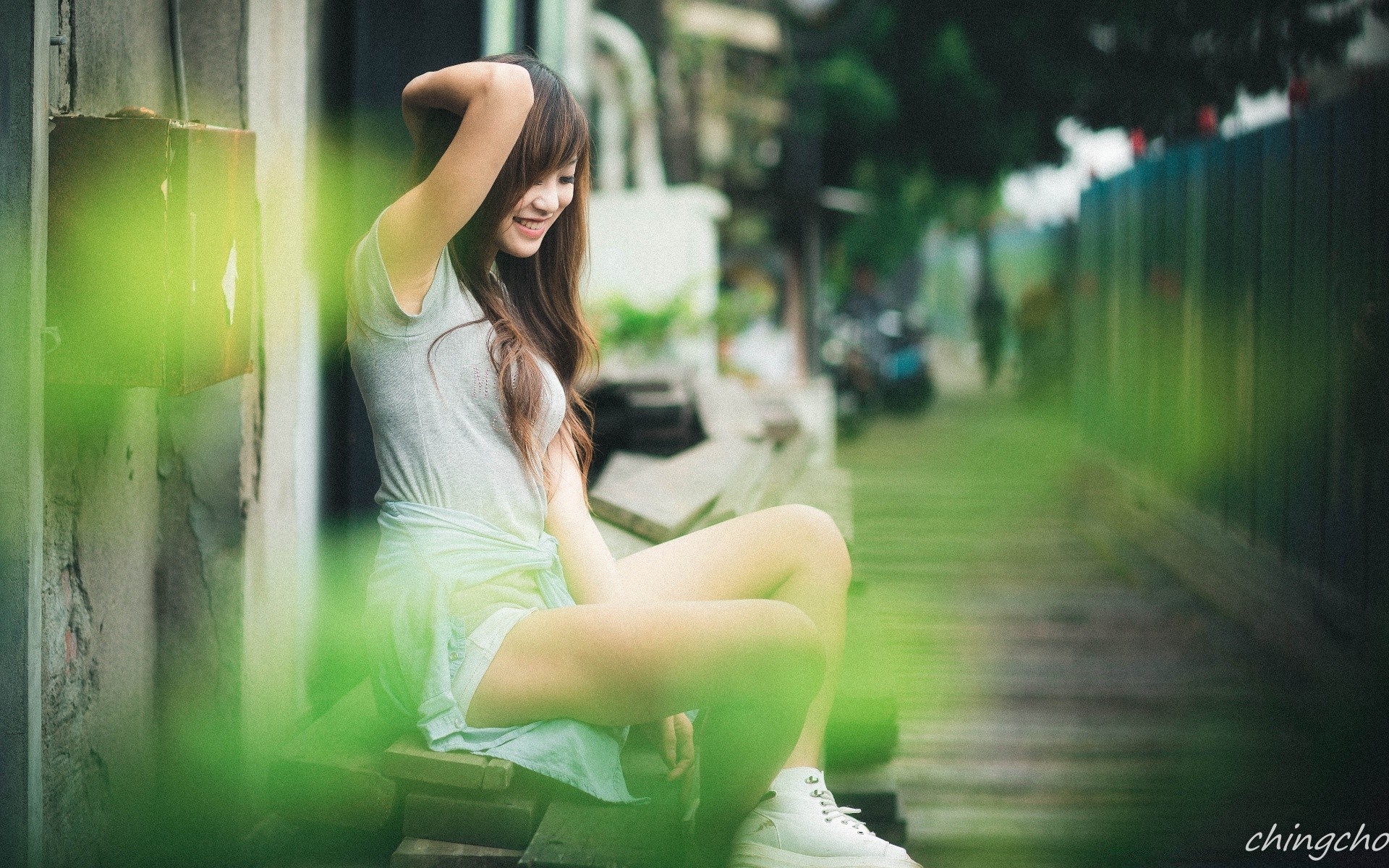 otras chicas mujer chica verano moda naturaleza retrato al aire libre modelo luz hermosa relajación joven bonita vacaciones