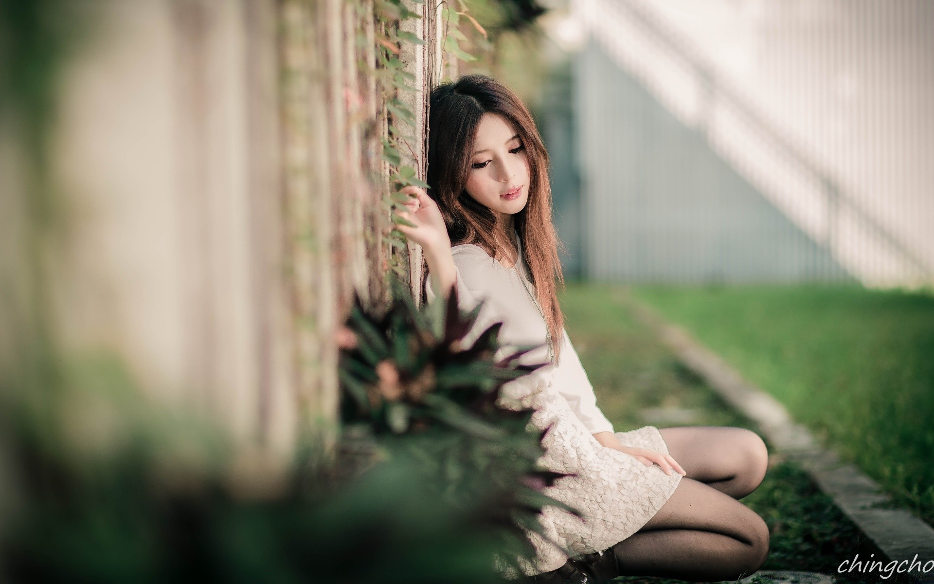 otras chicas mujer naturaleza al aire libre parque chica retrato hierba verano otoño hermosa moda bonita relajación adulto