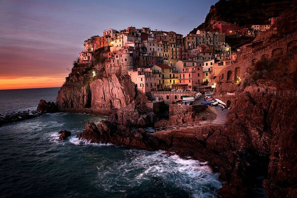 Bella città in riva al mare