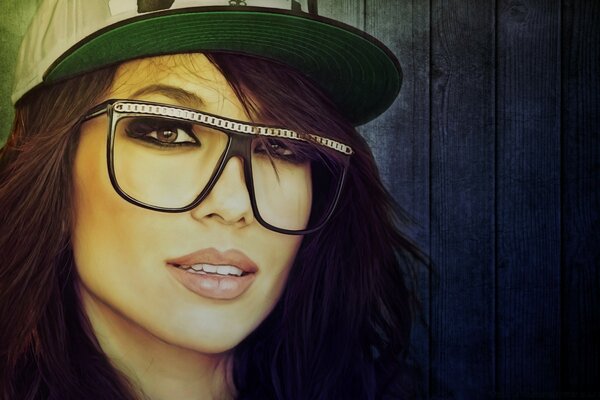 Chica joven con gafas y gorra