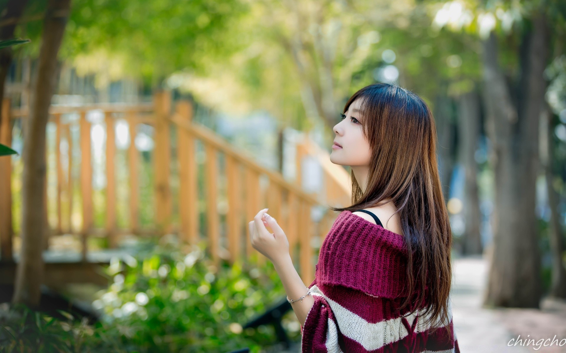 altre ragazze natura donna all aperto estate relax parco ragazza tempo libero erba legno autunno bel tempo abbastanza carino moda