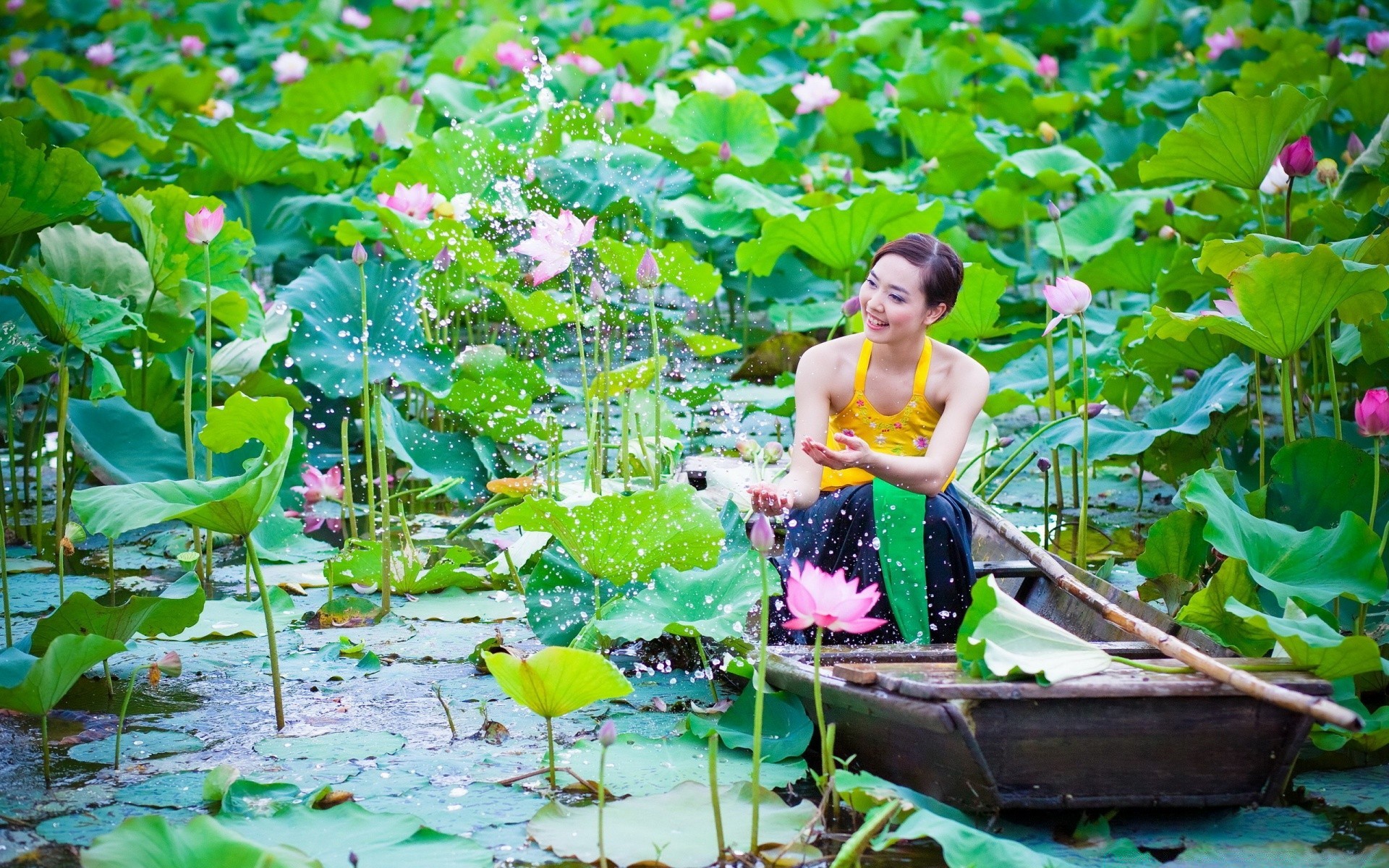 altre ragazze fiore natura acqua foglia estate flora giardino all aperto parco piscina bello stile di vita ambiente crescere