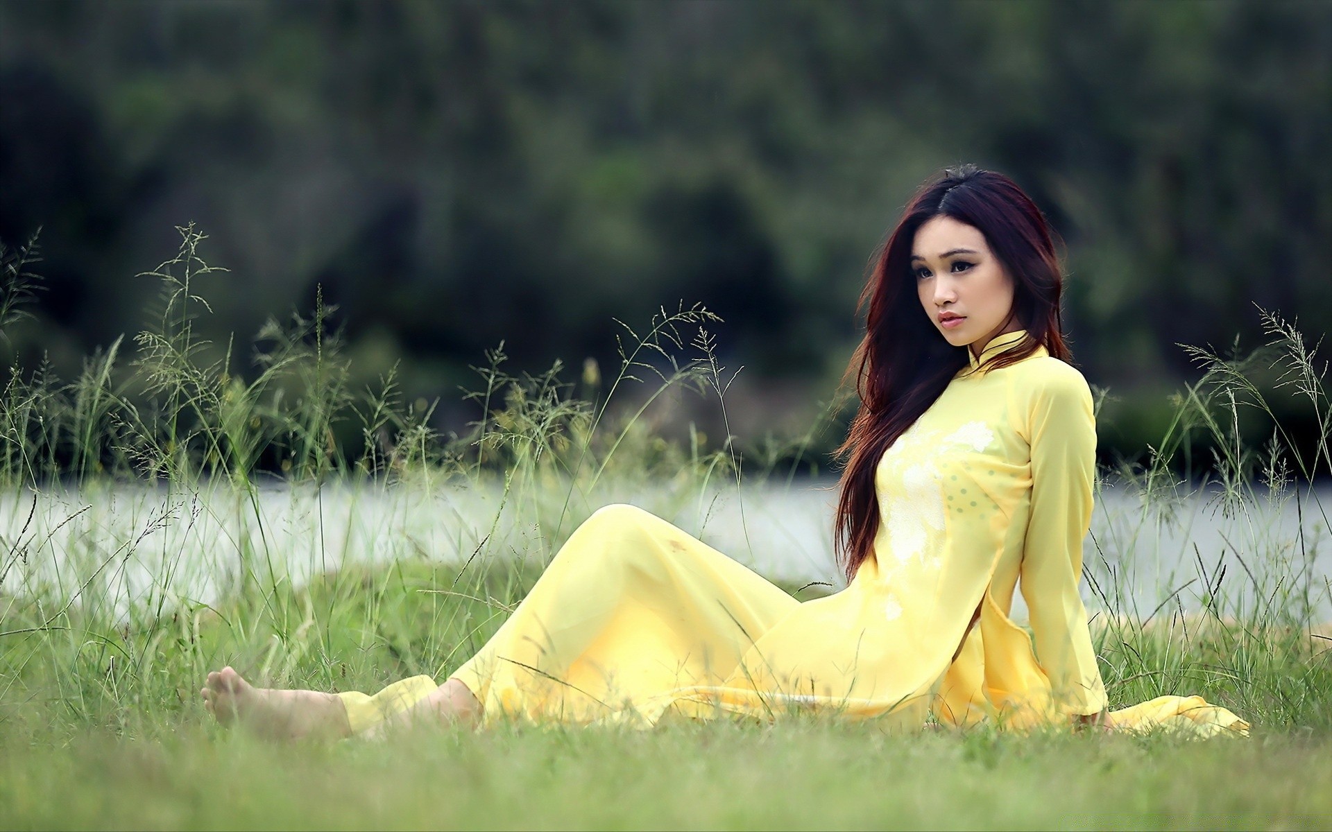 otras chicas naturaleza hierba verano al aire libre campo parque heno mujer niña relajación retrato puesta de sol buen tiempo libertad hermosa otoño vacaciones despreocupado sol