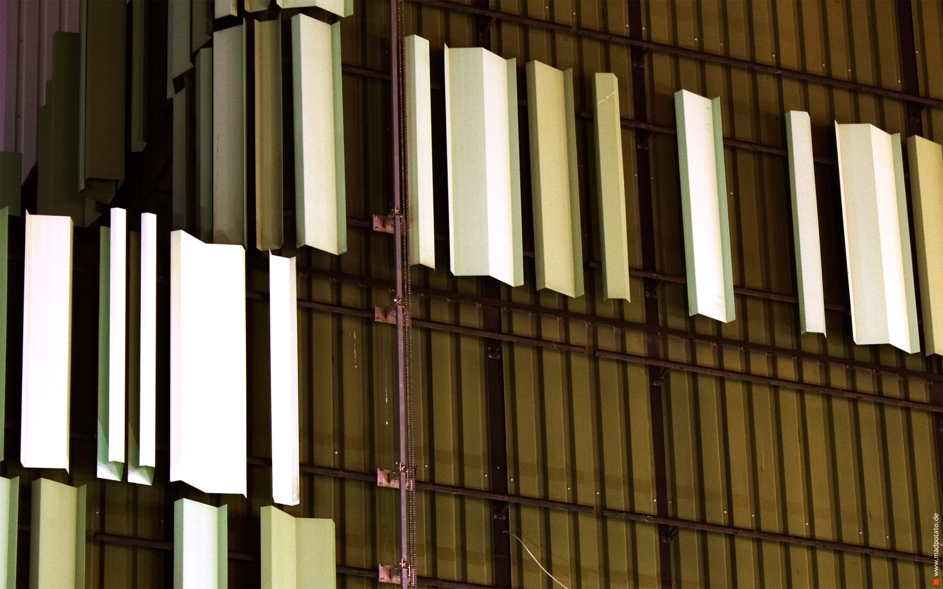 haus & interieur bibliothek drinnen bildung architektur business klavier fenster glas schule reflexion