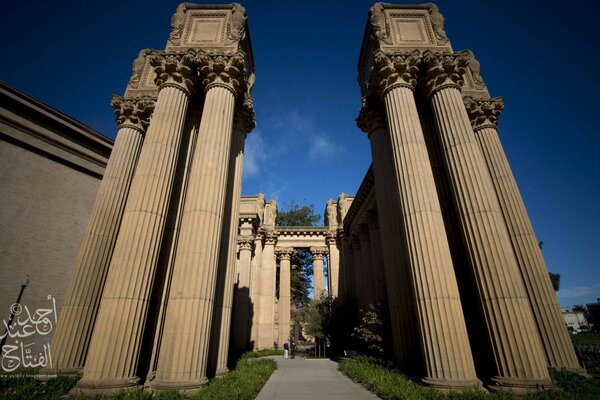 The towers are the pride of the architecture of this country