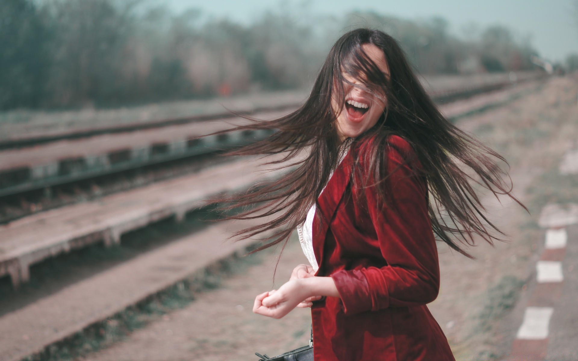 otras chicas mujer al aire libre solo retrato viajes naturaleza moda adulto