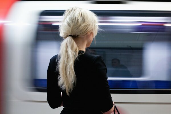 De nuevo se me escapó el último tren.