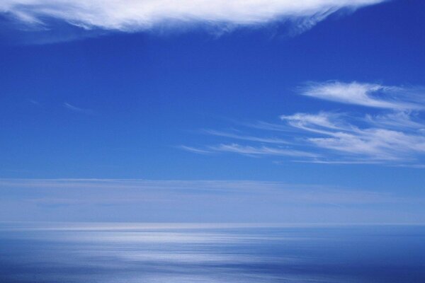 Mare cielo orizzonte spazio fondersi freschezza