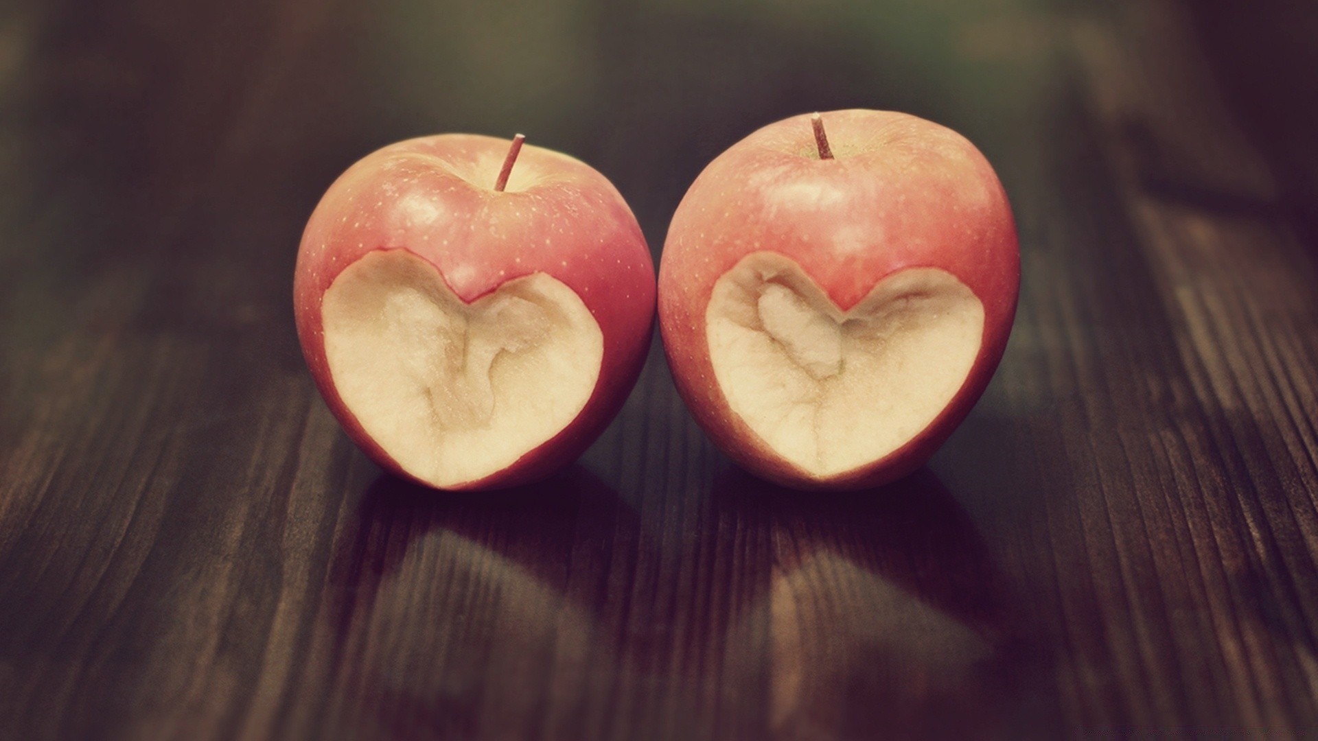 hearts fruit food apple confection sweet juicy healthy health delicious still life grow desktop color wood nutrition agriculture close-up one