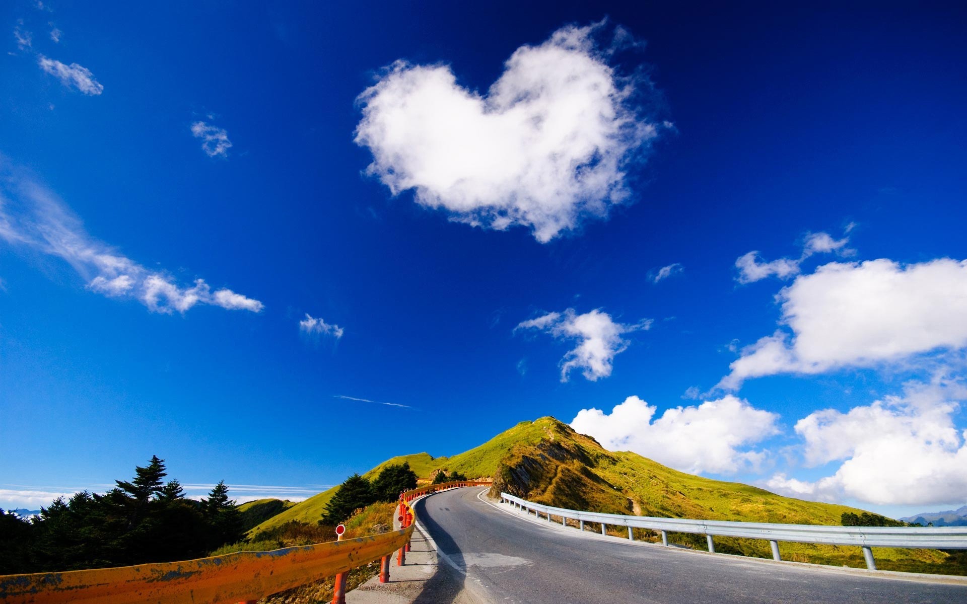 corazones viajes cielo carretera al aire libre paisaje naturaleza escénico montañas luz del día