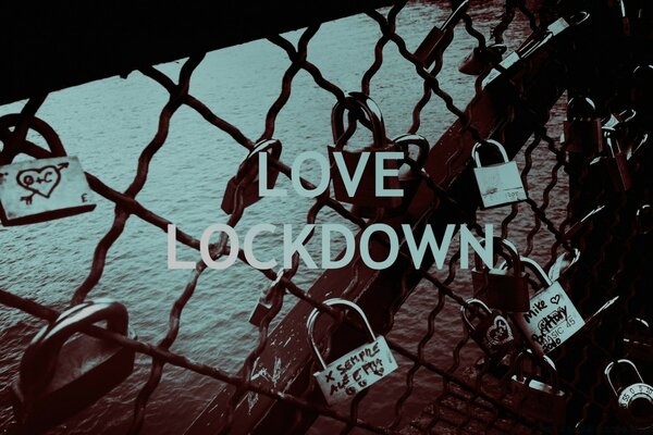 Liebesschlösser auf der Love lockdown Bridge