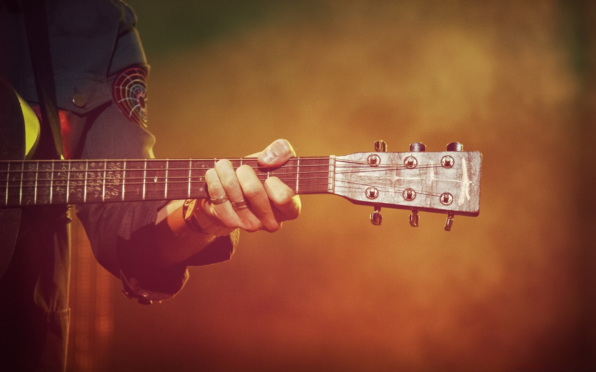 müzik gitar enstrüman müzisyen ses grup konser gitarist rock akustik performans caz yaylı çalgılar şarkı pop