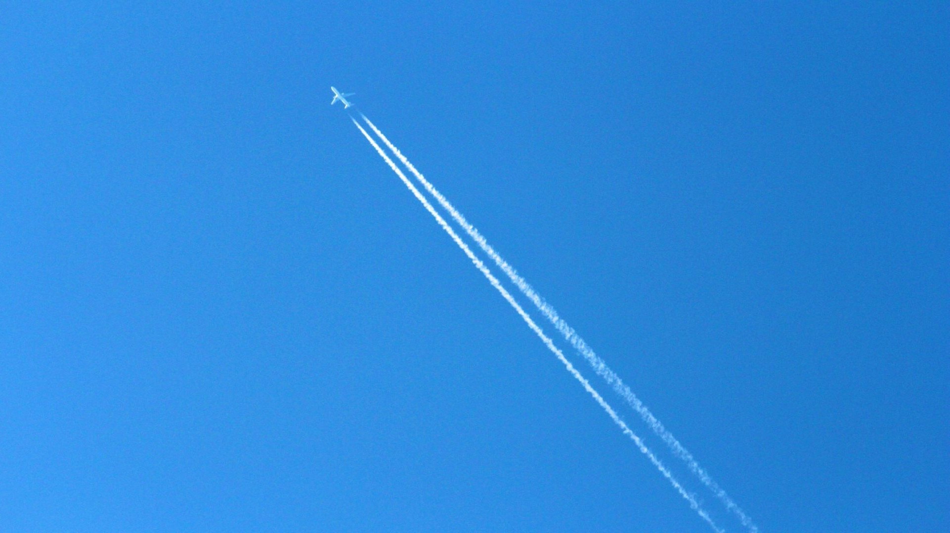 cielo aereo aereo aereo combattente volo fumo cielo precisione volare velocità formazione geologica militare aria forza veloce presentazione spettacolo auto air force