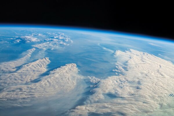 Vista de la tierra desde el espacio exterior