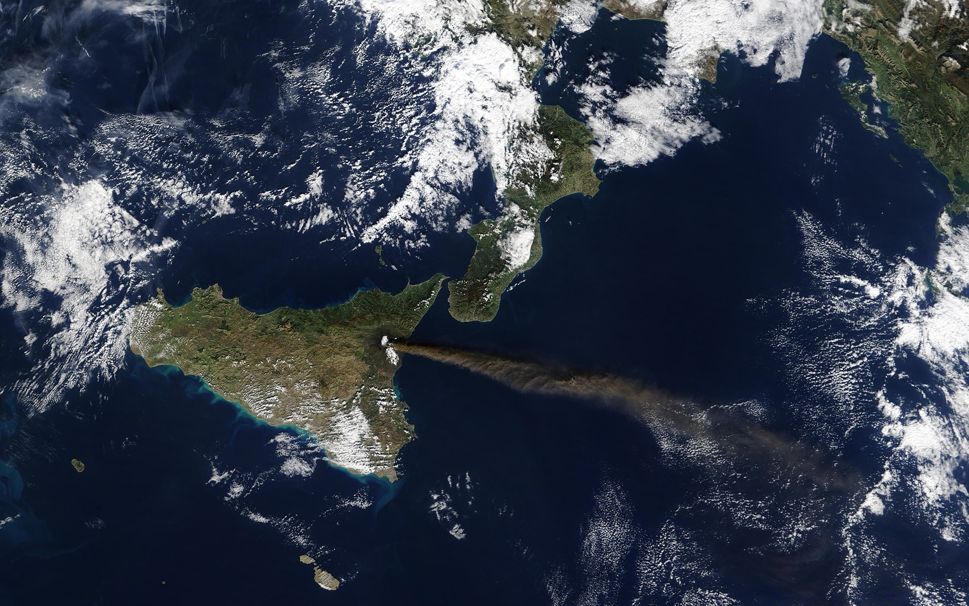 espaço água viagens ao ar livre paisagem rocha luz do dia montanhas natureza oceano mar céu mar luz