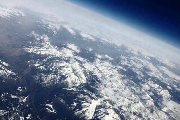 Вид на нашу Землю из космоса