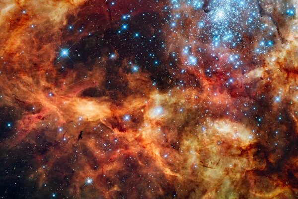 Fascinante dispersión de estrellas en el espacio