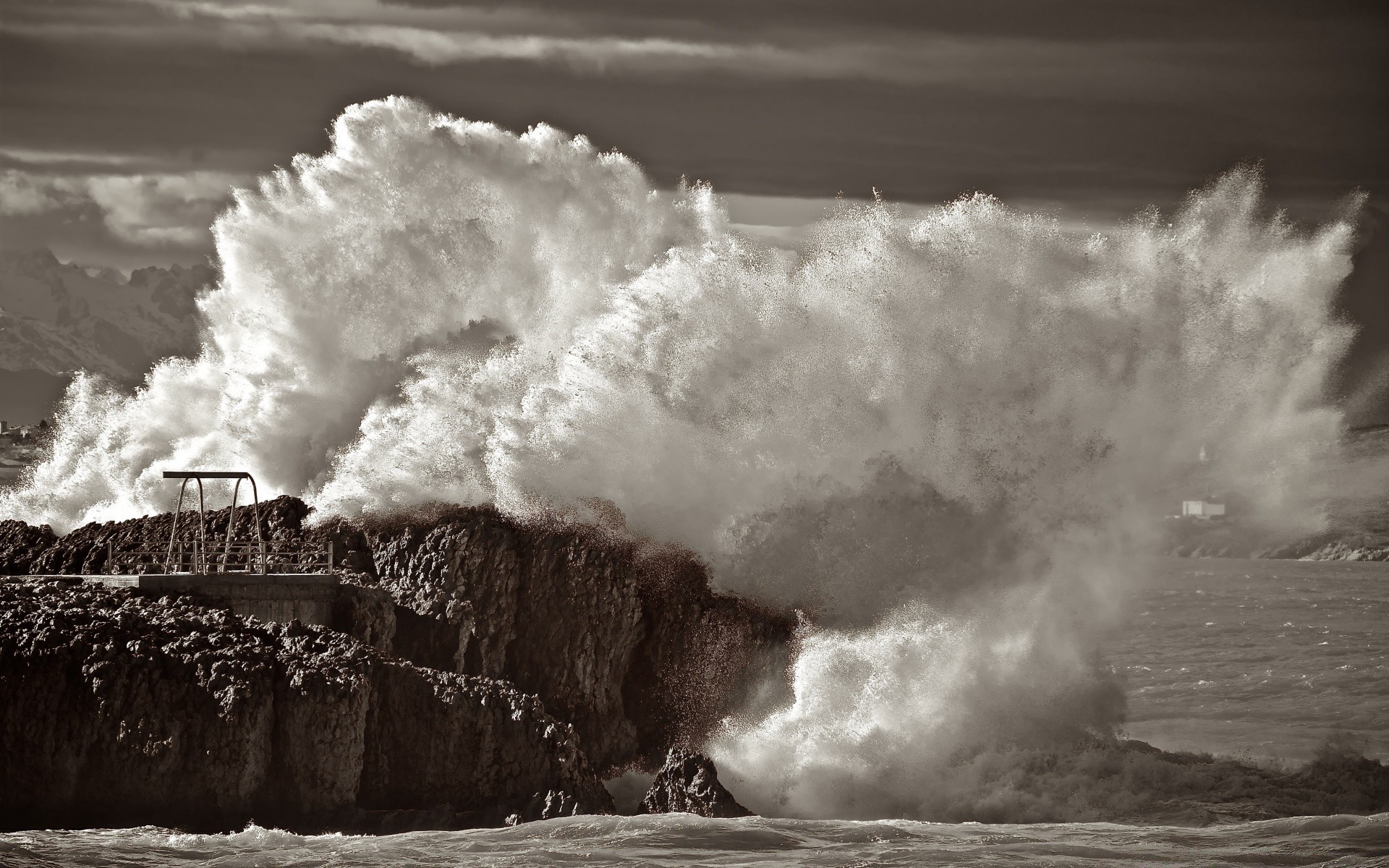 vintage água tempestade oceano praia paisagem mar inverno desastre fumaça mar infravermelho monocromático viagens rio céu paisagem pôr do sol neve ao ar livre