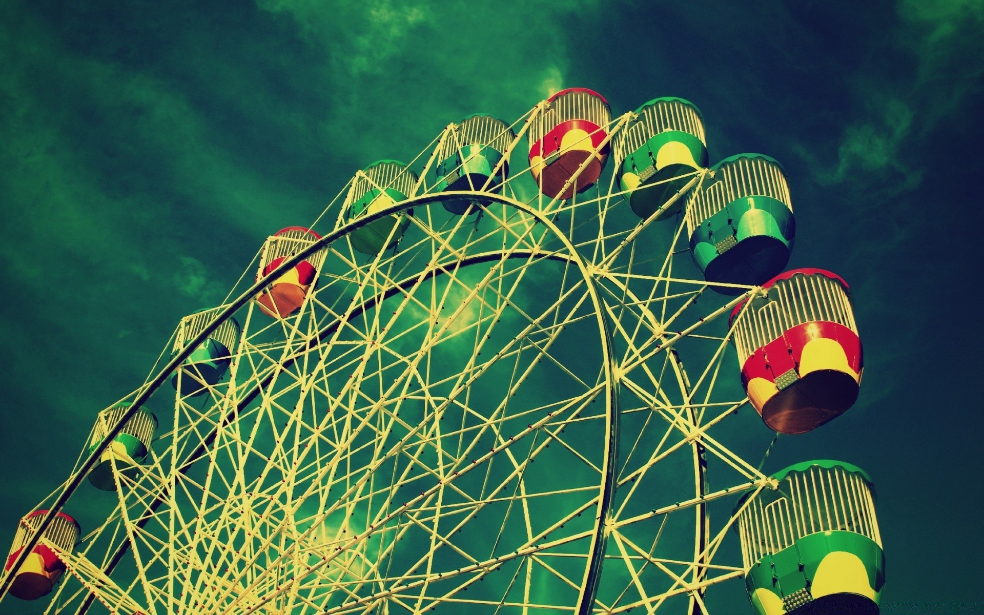 jahrgang unterhaltung vergnügen karneval festival karussell zirkus himmel reisen urlaub spielplatz aufregung riesenrad