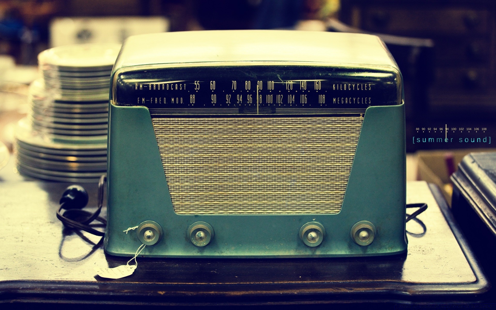 vintage rétro classique vieux métal technologie acier nostalgie électronique moderne bureau