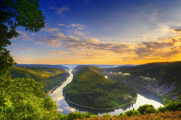 Snake river zaar-schleife germany summer sky clouds