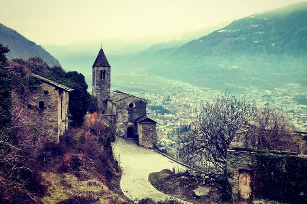 Viaggio in montagna architettura delle case