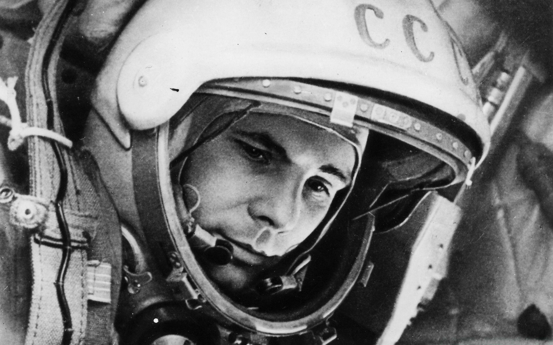 samochód w stylu vintage pojedynczy samolot dla dorosłych nosić wojskowy system transportu portret człowiek kask eksploracja astronauta welon fly war retro