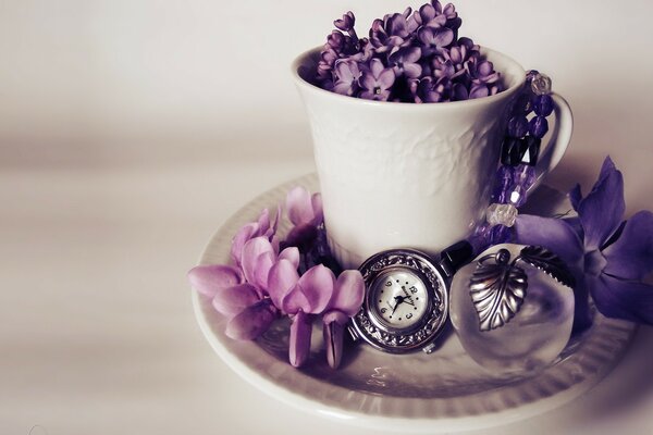 Tea mug with purple flowers