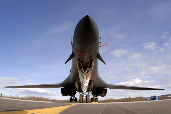 Enorme avión listo para volar